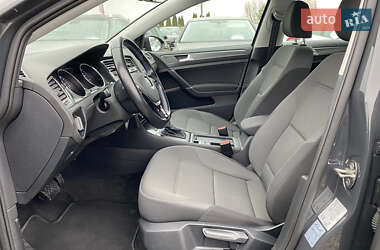 Хэтчбек Volkswagen e-Golf 2020 в 