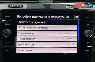 Хэтчбек Volkswagen e-Golf 2020 в 