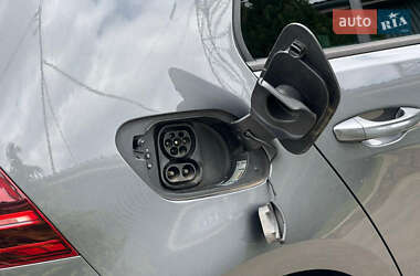 Хетчбек Volkswagen e-Golf 2020 в 