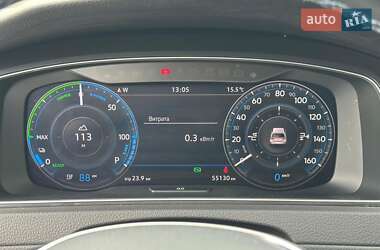 Хетчбек Volkswagen e-Golf 2020 в 