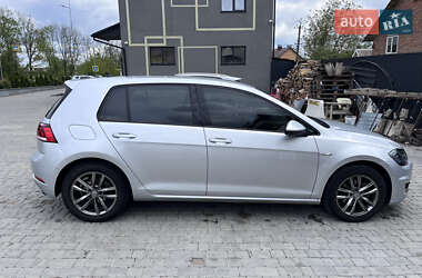 Хетчбек Volkswagen e-Golf 2019 в 