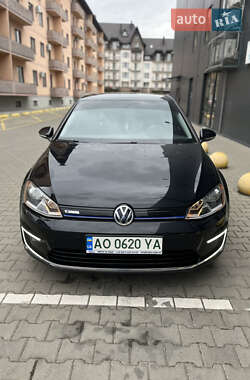 Хетчбек Volkswagen e-Golf 2016 в Ужгороді