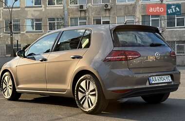 Хэтчбек Volkswagen e-Golf 2014 в 