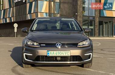 Хэтчбек Volkswagen e-Golf 2014 в 