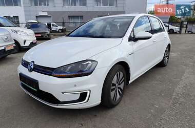 Хетчбек Volkswagen e-Golf 2015 в Києві