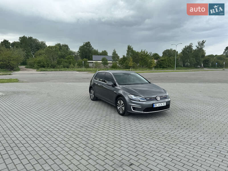 Хэтчбек Volkswagen e-Golf 2019 в Львове