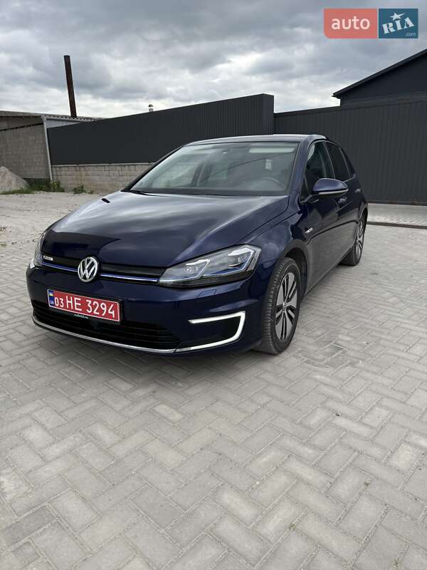 Хэтчбек Volkswagen e-Golf 2018 в Тернополе