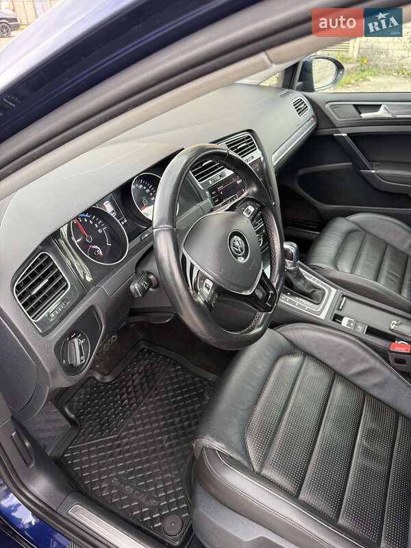 Хэтчбек Volkswagen e-Golf 2018 в Тернополе