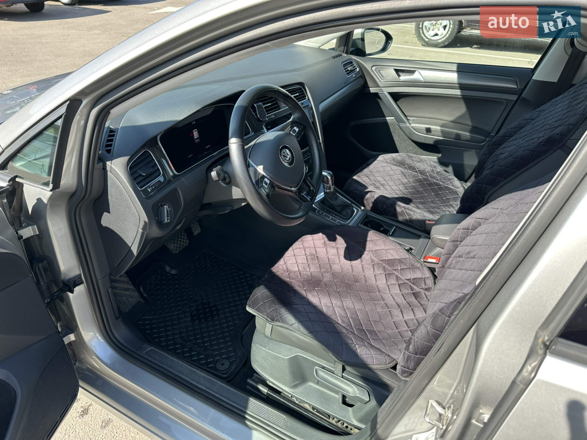 2017 Volkswagen Golf - мініатюра 10