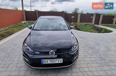 Хэтчбек Volkswagen e-Golf 2016 в Каменец-Подольском