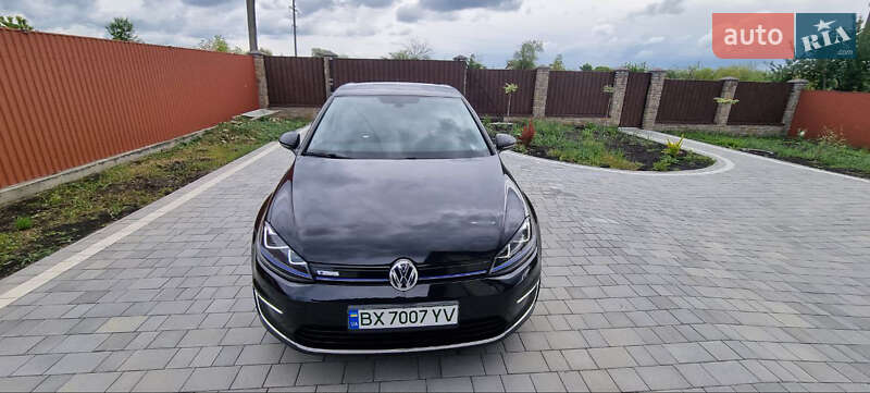 Volkswagen e-Golf 2016