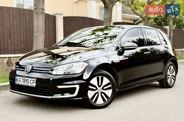 Хэтчбек Volkswagen e-Golf 2017 в Киеве