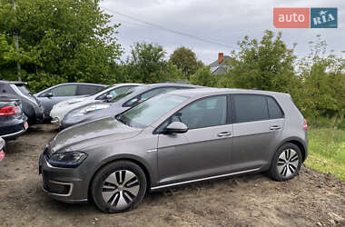 Хетчбек Volkswagen e-Golf 2016 в Чернівцях