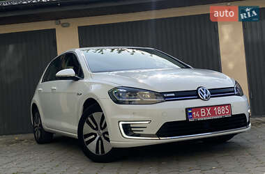 Хетчбек Volkswagen e-Golf 2017 в 