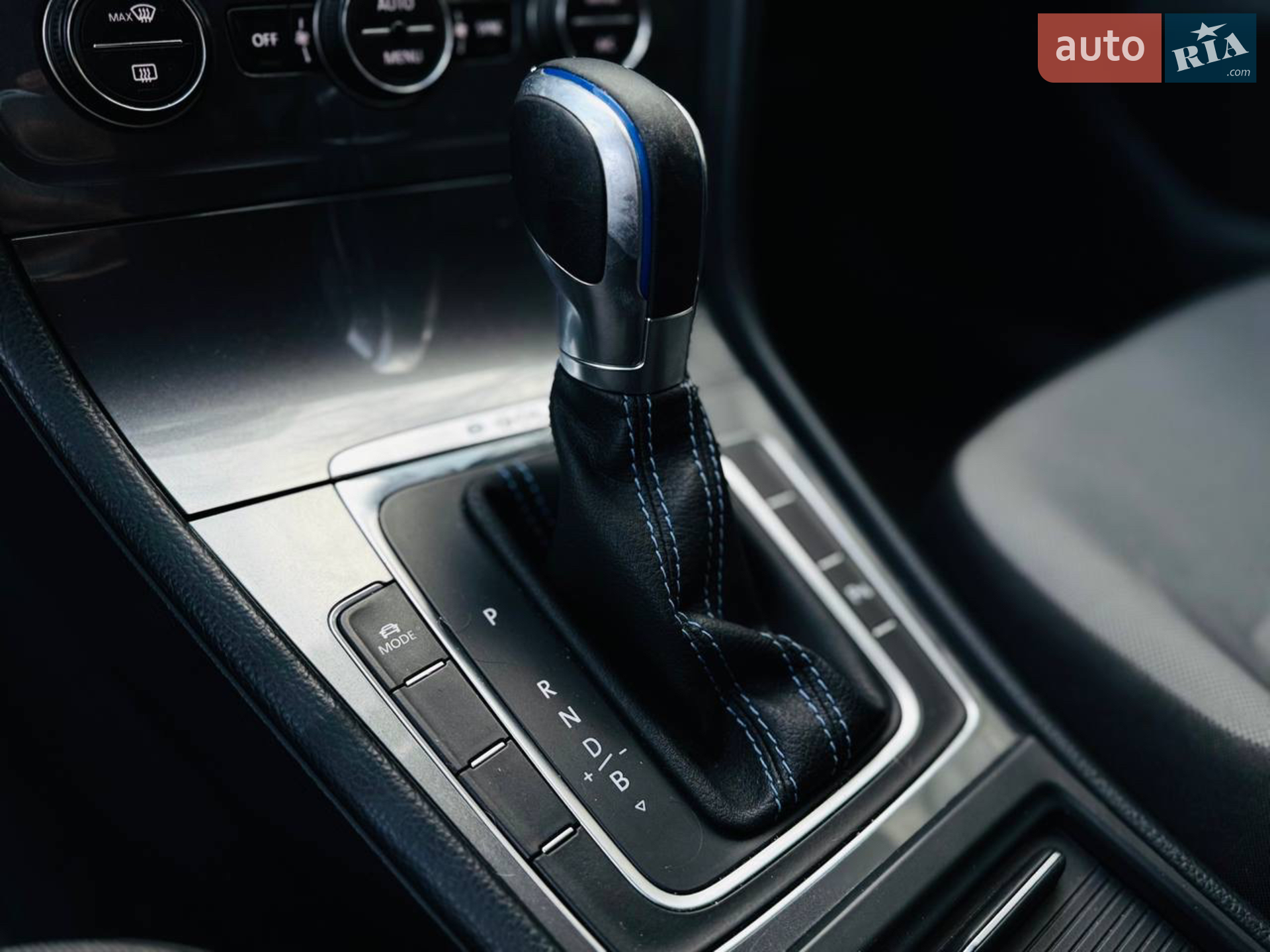 2015 Volkswagen Golf - мініатюра 11