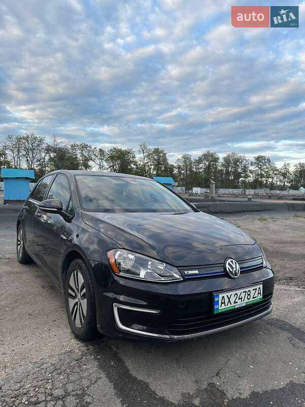 Хэтчбек Volkswagen e-Golf 2016 в Харькове
