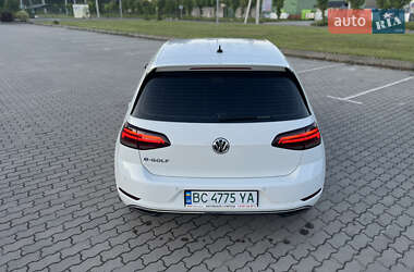 Хетчбек Volkswagen e-Golf 2019 в 