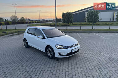 Хетчбек Volkswagen e-Golf 2019 в 