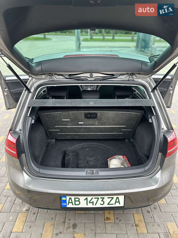 Хетчбек Volkswagen e-Golf 2015 в Вінниці