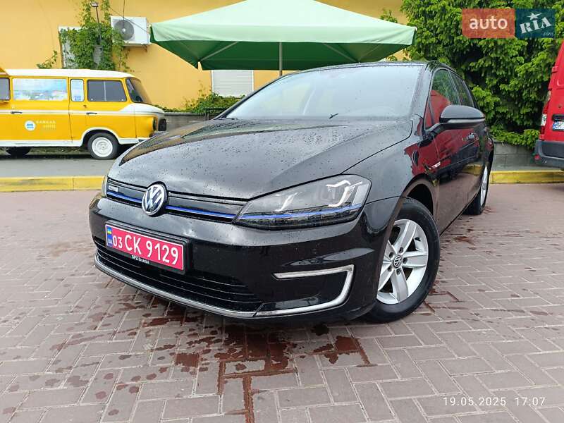 Volkswagen e-Golf 2015 Volkswagen e-Golf 2015