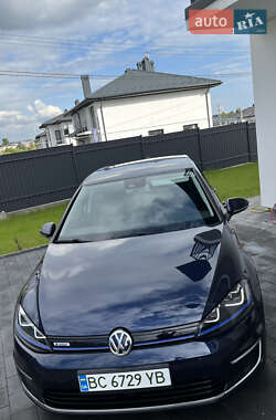 Хэтчбек Volkswagen e-Golf 2014 в Львове