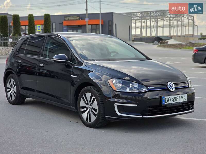 Хетчбек Volkswagen e-Golf 2015 в Тернополі