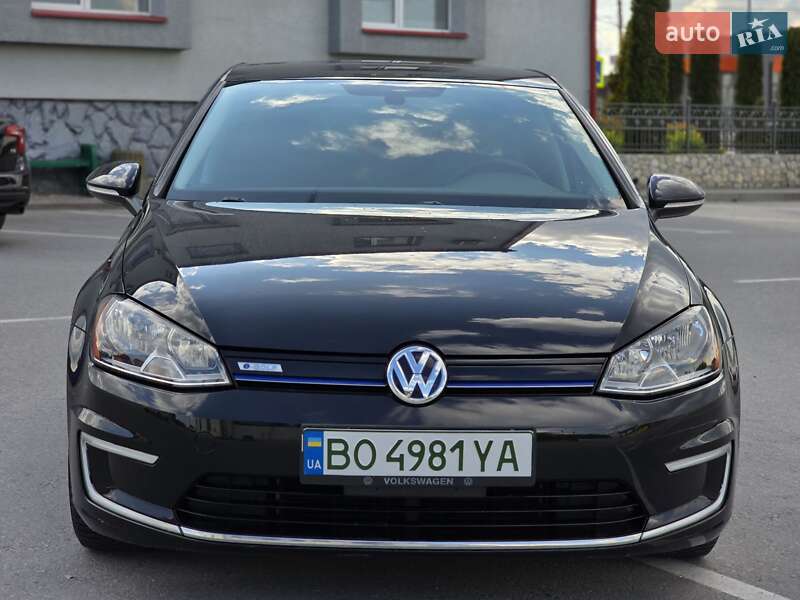 Хетчбек Volkswagen e-Golf 2015 в Тернополі
