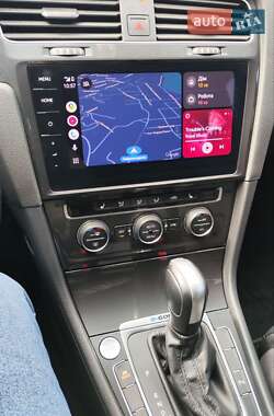 Хэтчбек Volkswagen e-Golf 2020 в 