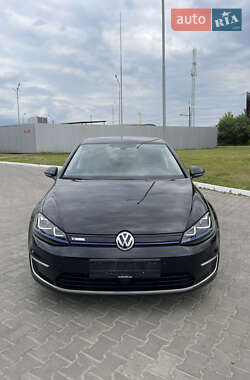 Хетчбек Volkswagen e-Golf 2016 в Луцьку