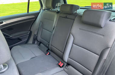 Хэтчбек Volkswagen e-Golf 2018 в 