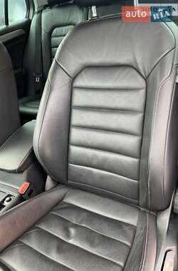 Хетчбек Volkswagen e-Golf 2015 в 