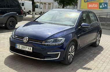 Хетчбек Volkswagen e-Golf 2017 в 