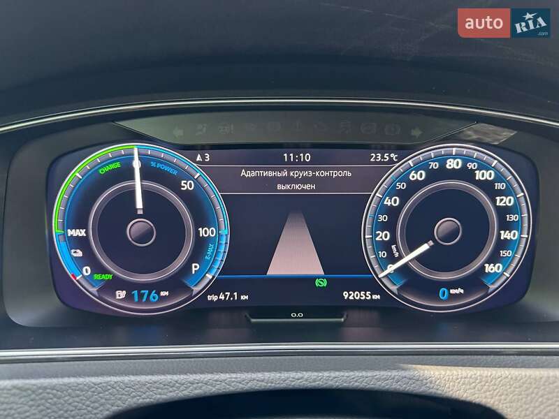 Хетчбек Volkswagen e-Golf 2019 в Запоріжжі