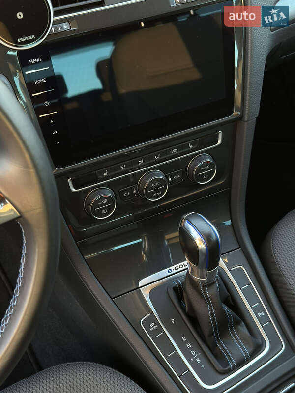 Хэтчбек Volkswagen e-Golf 2017 в Ужгороде фото 24 Хэтчбек Volkswagen e-Golf 2017 в Ужгороде