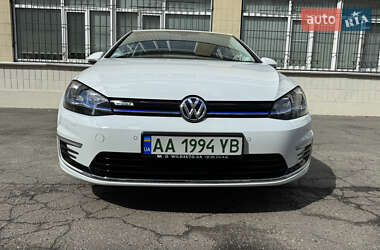 Хэтчбек Volkswagen e-Golf 2020 в 