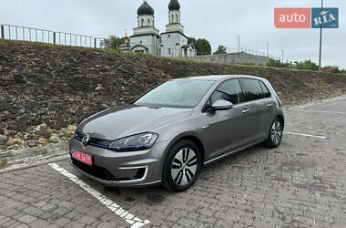 Хетчбек Volkswagen e-Golf 2016 в Рівному