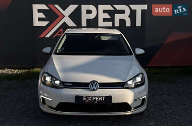 Хетчбек Volkswagen e-Golf 2018 в 