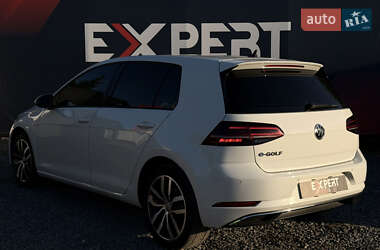 Хетчбек Volkswagen e-Golf 2018 в 