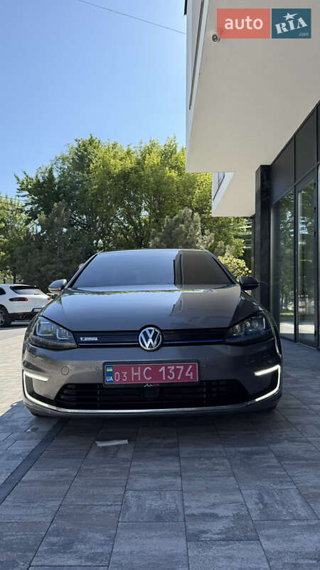 Хетчбек Volkswagen e-Golf 2014 в Ужгороді