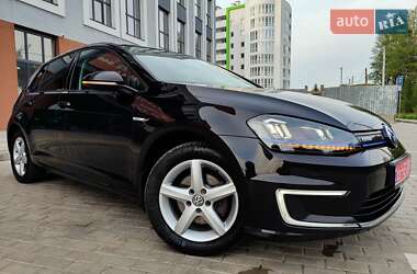 Хетчбек Volkswagen e-Golf 2015 в Львові