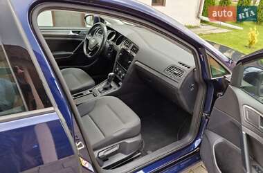 Хэтчбек Volkswagen e-Golf 2020 в 