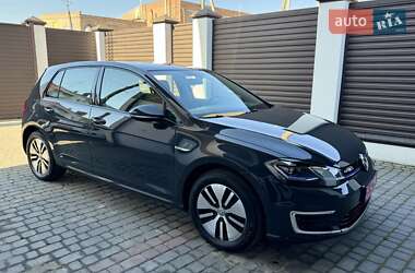 Хэтчбек Volkswagen e-Golf 2020 в 
