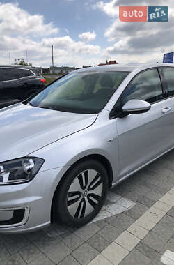 Хэтчбек Volkswagen e-Golf 2015 в Львове
