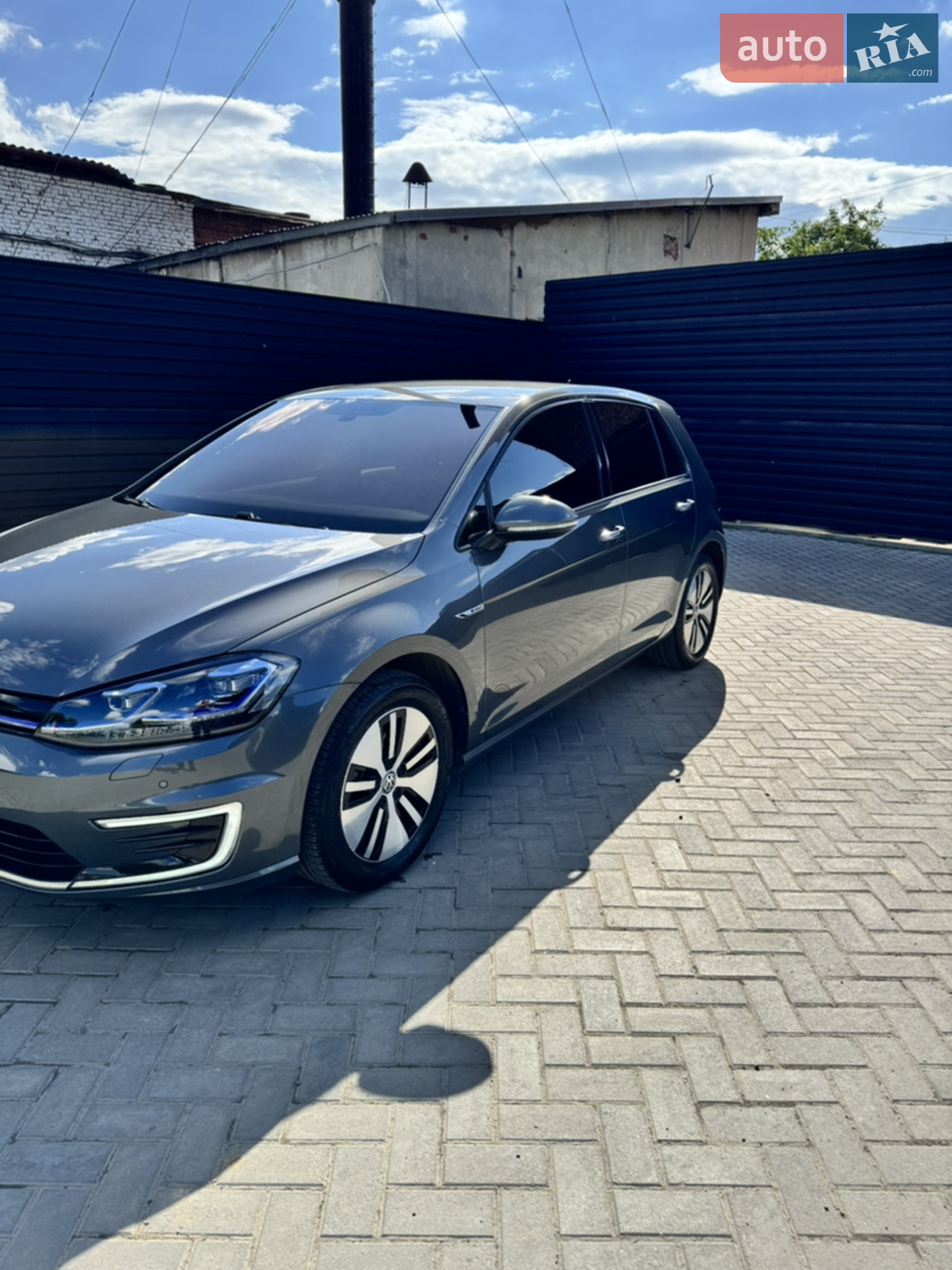2020 Volkswagen Golf - фото 1