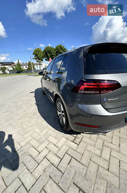 Хэтчбек Volkswagen e-Golf 2020 в 