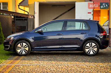 Хетчбек Volkswagen e-Golf 2015 в 