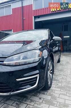 Хетчбек Volkswagen e-Golf 2019 в 