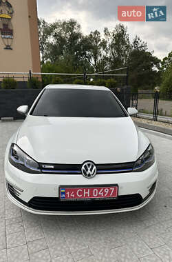 Хетчбек Volkswagen e-Golf 2017 в Львові