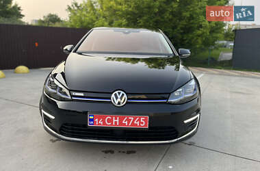 Хетчбек Volkswagen e-Golf 2020 в 