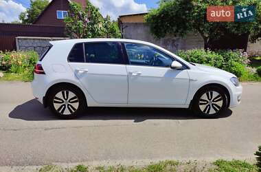 Хэтчбек Volkswagen e-Golf 2014 в 